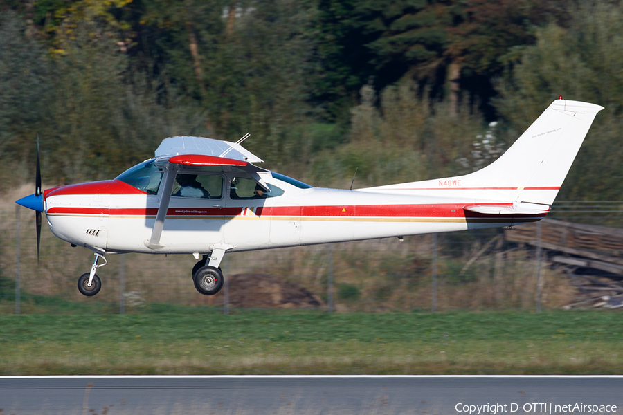 Skydive Salzburg Cessna 182P Skylane (N48WE) | Photo 482953