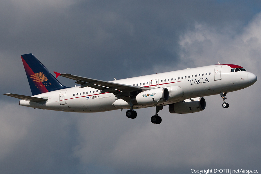 TACA International Airlines Airbus A320-233 (N490TA) | Photo 228612