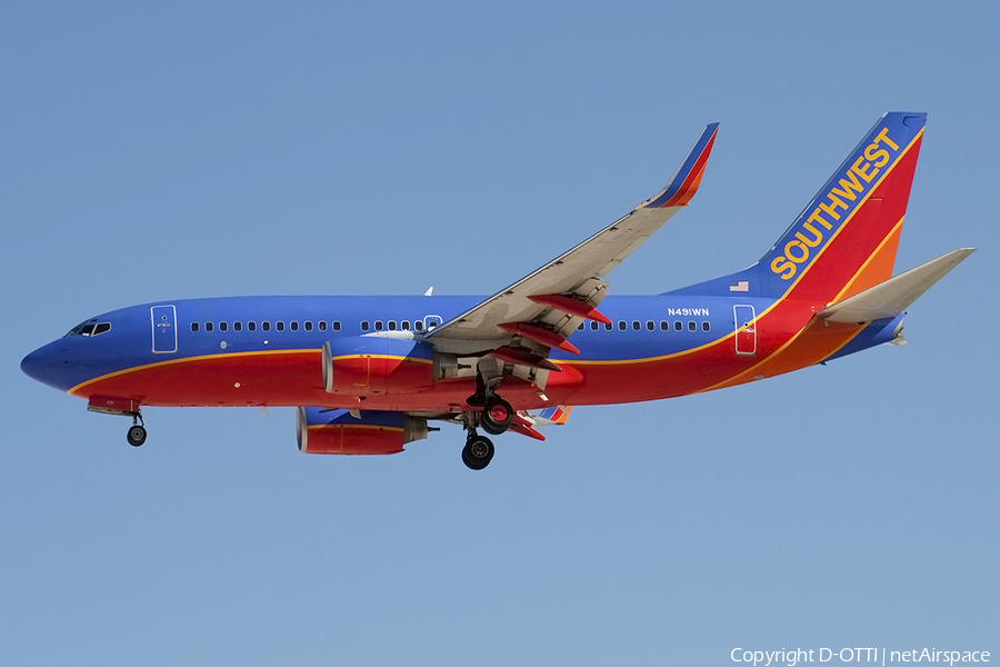 Southwest Airlines Boeing 737-7H4 (N491WN) | Photo 178313
