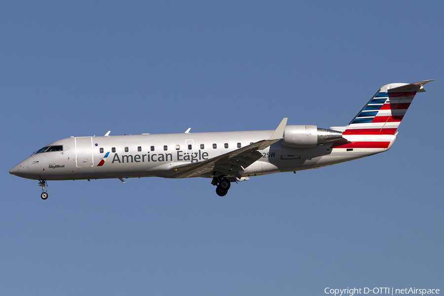 American Eagle (SkyWest Airlines) Bombardier CRJ-100ER (N492SW) | Photo 467449