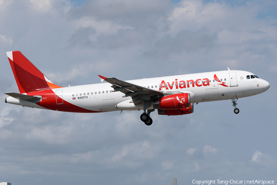 Avianca Airbus A320-233 (N493TA) | Photo 453008