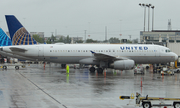 United Airlines Airbus A320-232 (N493UA) at  Nashville - International, United States
