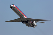 American Airlines McDonnell Douglas MD-82 (N494AA) at  Washington - Ronald Reagan National, United States