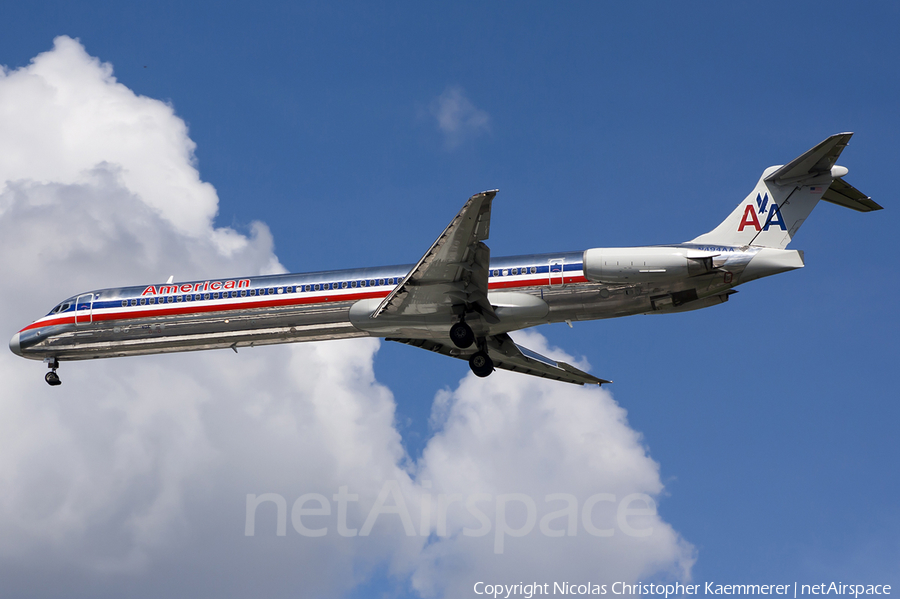 American Airlines McDonnell Douglas MD-82 (N494AA) | Photo 127129