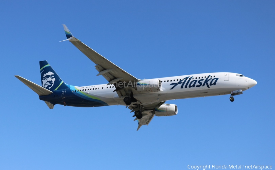 Alaska Airlines Boeing 737-990(ER) (N494AS) | Photo 304321