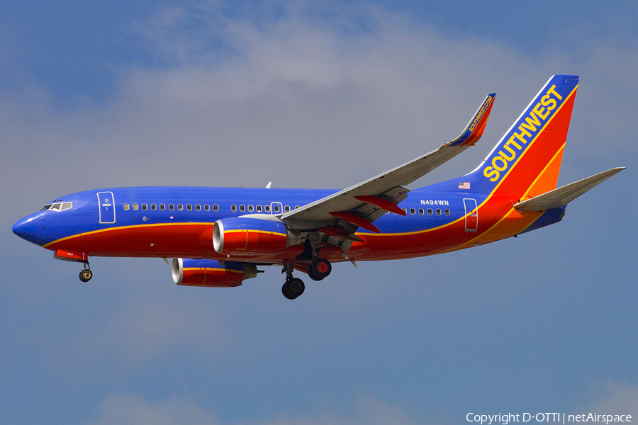 Southwest Airlines Boeing 737-7H4 (N494WN) | Photo 182313