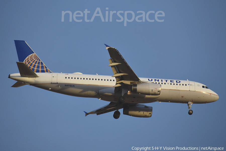 United Airlines Airbus A320-232 (N495UA) | Photo 135087