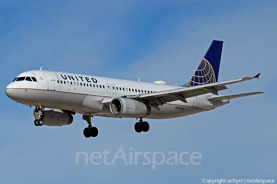 United Airlines Airbus A320-232 (N495UA) | Photo 173227
