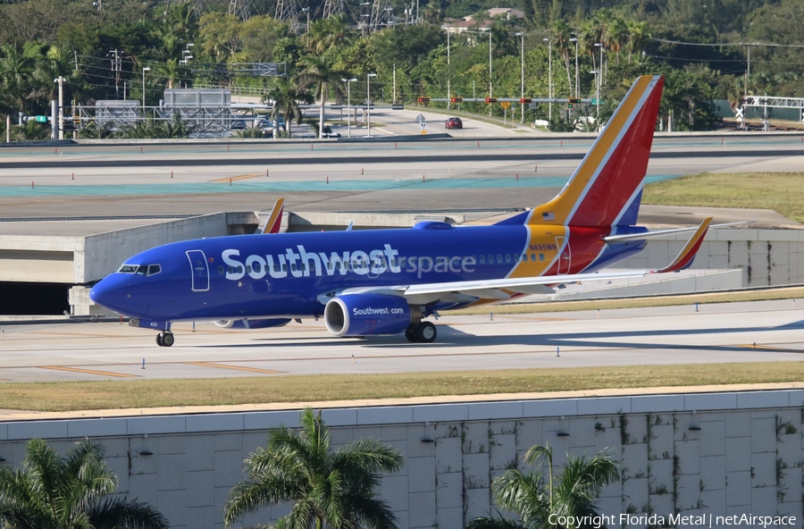 Southwest Airlines Boeing 737-7H4 (N495WN) | Photo 358015