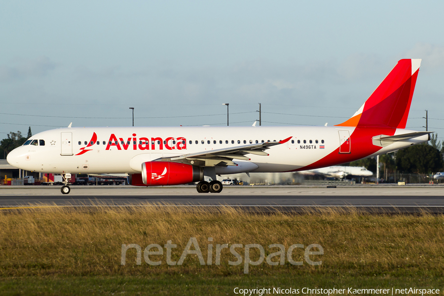 Avianca Central America Airbus A320-233 (N496TA) | Photo 122191