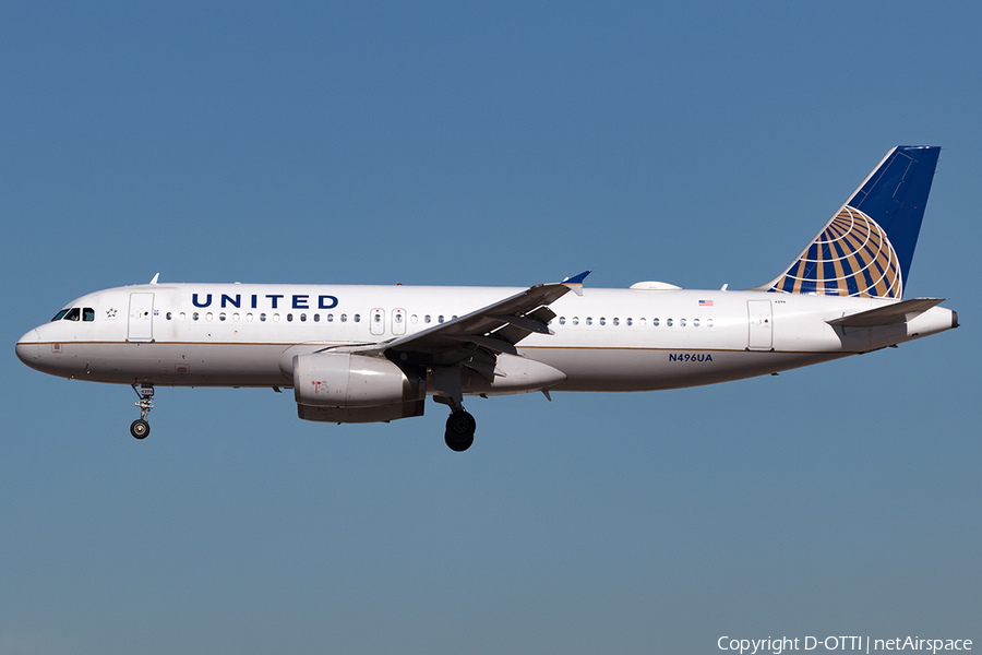 United Airlines Airbus A320-232 (N496UA) | Photo 140629