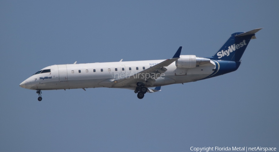 SkyWest Airlines Bombardier CRJ-200ER (N498CA) | Photo 294050