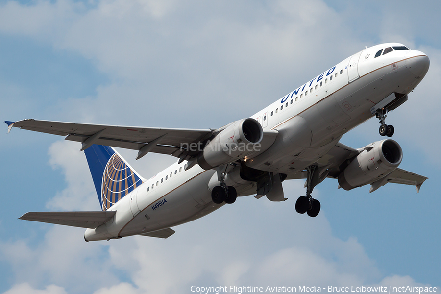 United Airlines Airbus A320-232 (N498UA) | Photo 95750