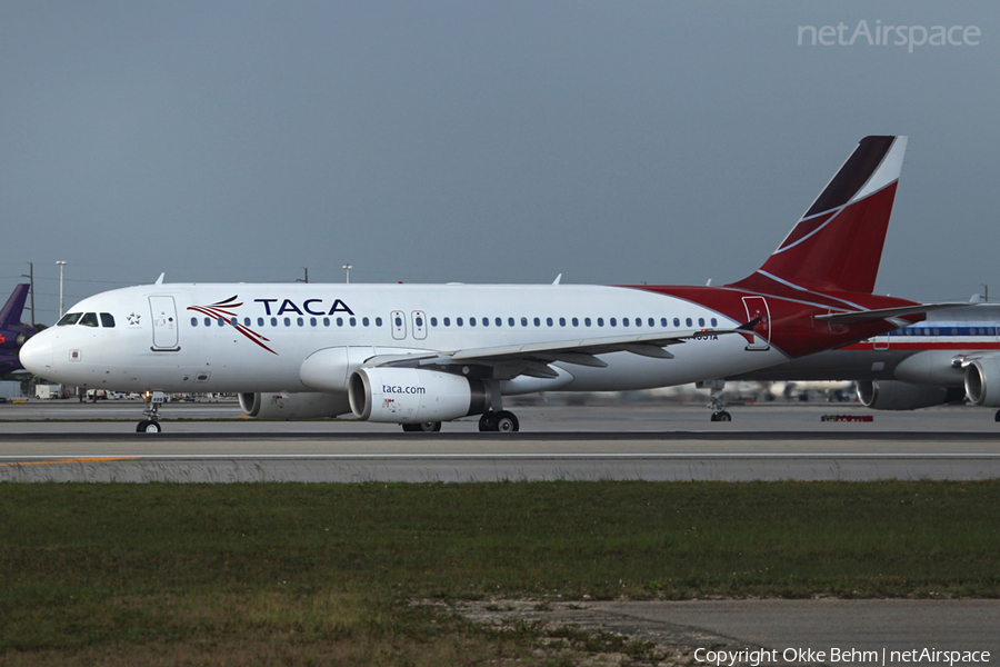 TACA International Airlines Airbus A320-233 (N499TA) | Photo 57749
