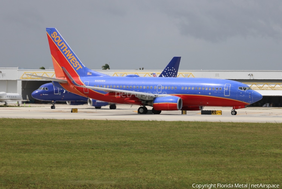 Southwest Airlines Boeing 737-7H4 (N499WN) | Photo 587154