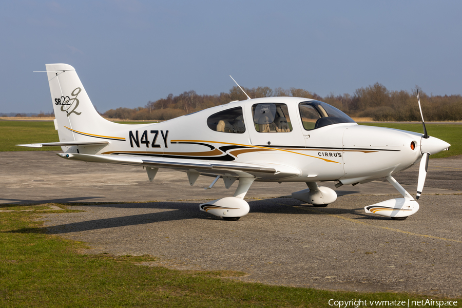 (Private) Cirrus SR22 G2 (N4ZY) | Photo 614174