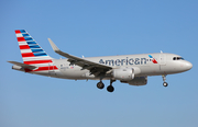 American Airlines Airbus A319-112 (N5007E) at  Miami - International, United States