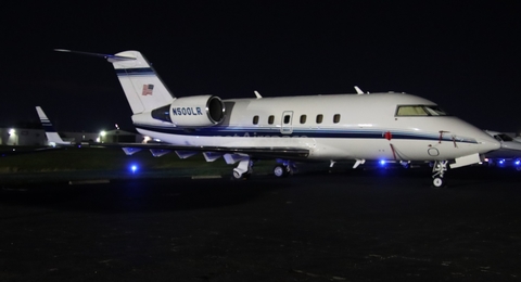 Worldwide Jet Charter Bombardier CL-600-2B16 Challenger 601-3A (N500LR) at  Orlando - Executive, United States