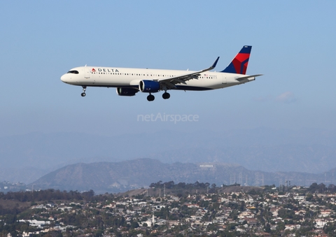 Delta Air Lines Airbus A321-271NX (N503DZ) at  Los Angeles - International, United States