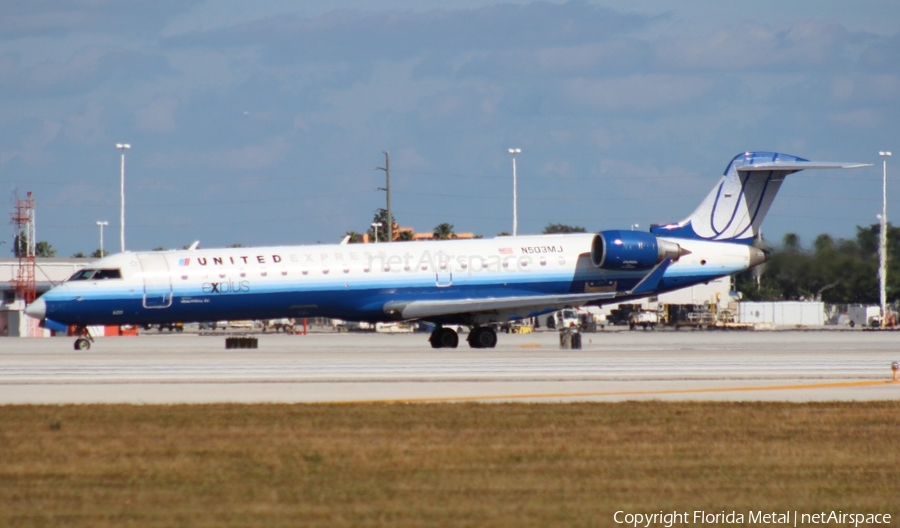 United Express (Mesa Airlines) Bombardier CRJ-701ER (N503MJ) | Photo 300612