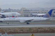 United Airlines Boeing 757-222 (N504UA) at  Los Angeles - International, United States