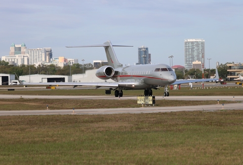 VistaJet Bombardier BD-700-1A11 Global 5000 (N504VJ) at  Orlando - Executive, United States