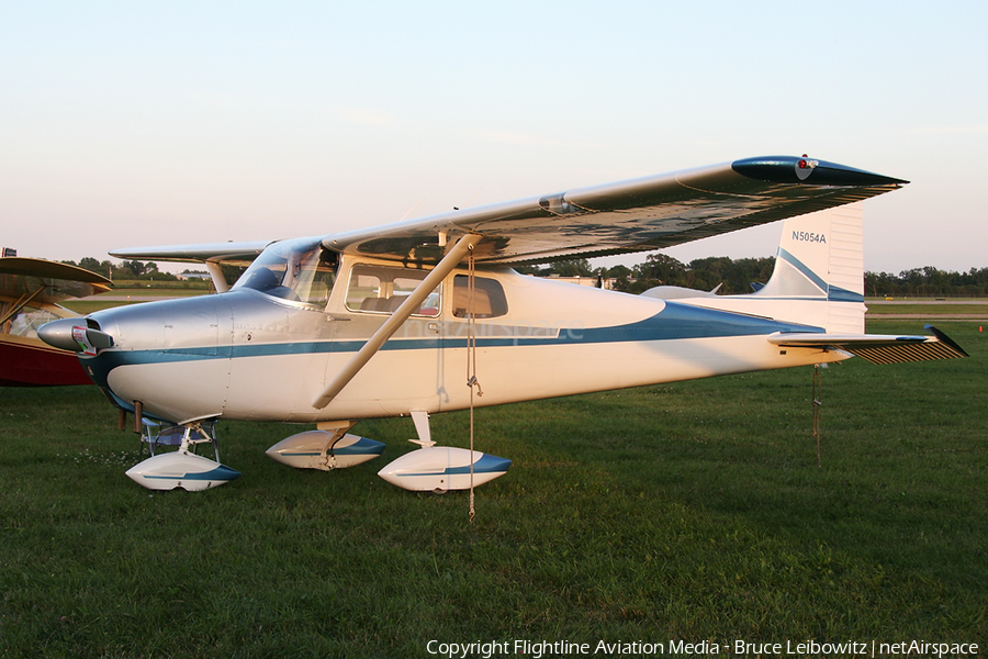 (Private) Cessna 172 Skyhawk (N5054A) | Photo 153595