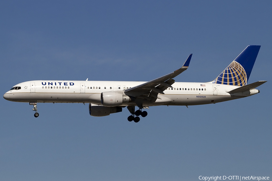 United Airlines Boeing 757-222 (N505UA) | Photo 457858