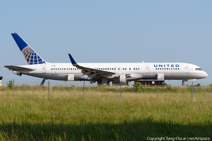 United Airlines Boeing 757-222 (N505UA) | Photo 459039