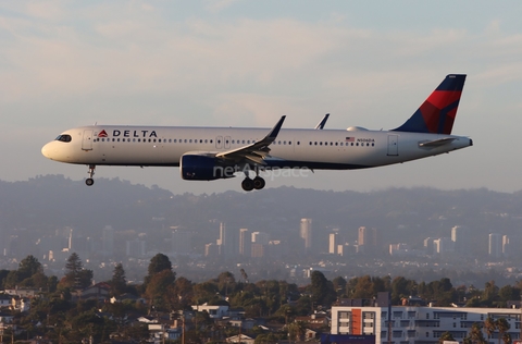 Delta Air Lines Airbus A321-271NX (N506DA) at  Los Angeles - International, United States