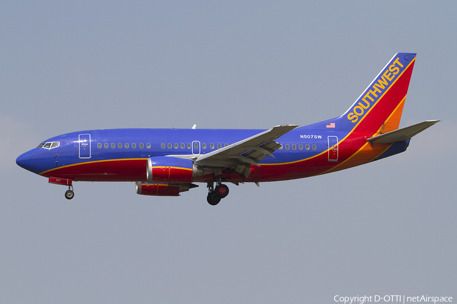 Southwest Airlines Boeing 737-5H4 (N507SW) | Photo 385370