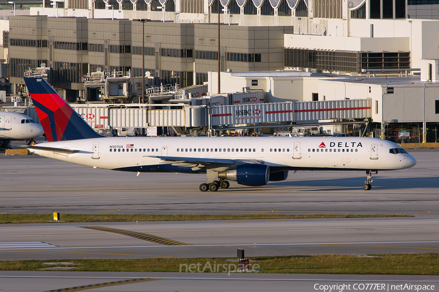 Delta Air Lines Boeing 757-251 (N507US) | Photo 13973