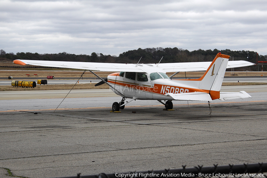 (Private) Cessna 172N Skyhawk II (N5089G) | Photo 158463