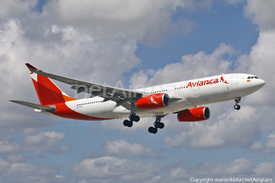 Avianca Airbus A330-243 (N508AV) | Photo 84011