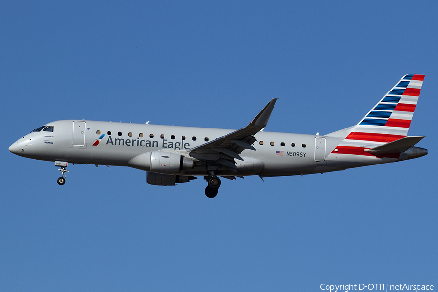 American Eagle (SkyWest Airlines) Embraer ERJ-175LR (ERJ-170-200LR) (N509SY) | Photo 540066