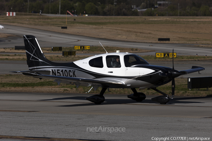 (Private) Cirrus SR22T G6 GTS Arrivée (N510CK) | Photo 514477