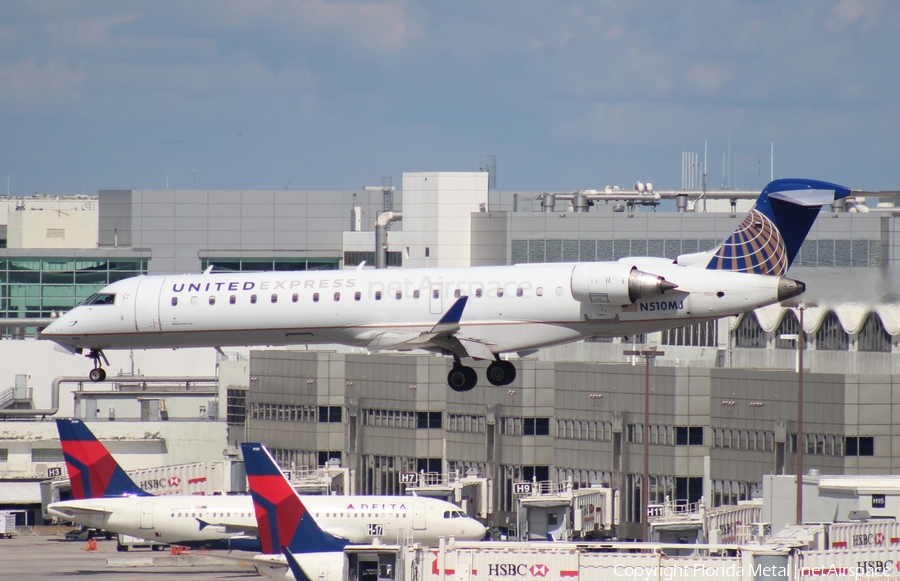 United Express (Mesa Airlines) Bombardier CRJ-701ER (N510MJ) | Photo 300621
