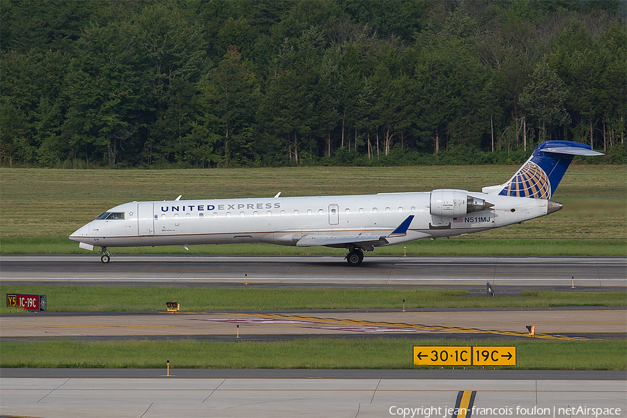 United Express (Mesa Airlines) Bombardier CRJ-701ER (N511MJ) | Photo 188091