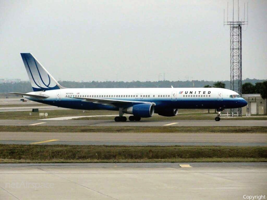 United Airlines Boeing 757-222 (N511UA) | Photo 71091