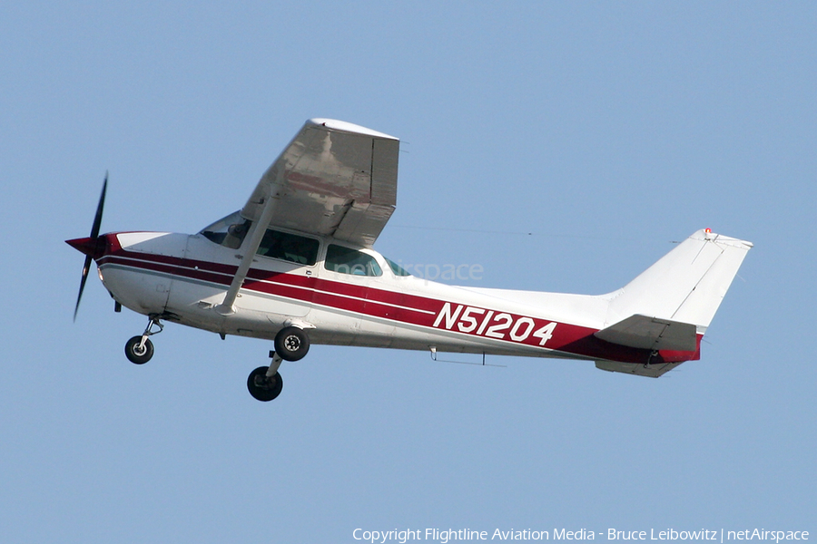 (Private) Cessna 172P Skyhawk (N51204) | Photo 158307