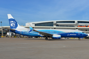 Alaska Airlines Boeing 737-890 (N512AS) at  Dallas/Ft. Worth - International, United States