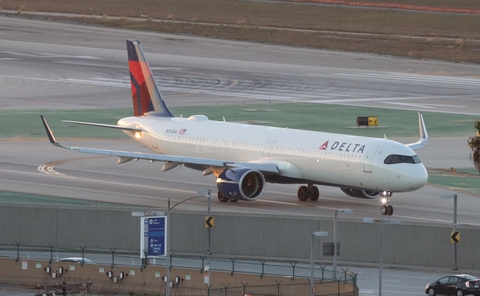 Delta Air Lines Airbus A321-271NX (N513DA) at  Los Angeles - International, United States