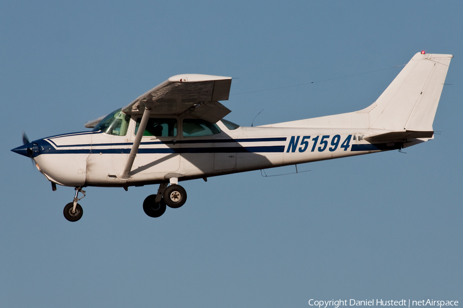 (Private) Cessna 172P Skyhawk II (N51594) | Photo 449513