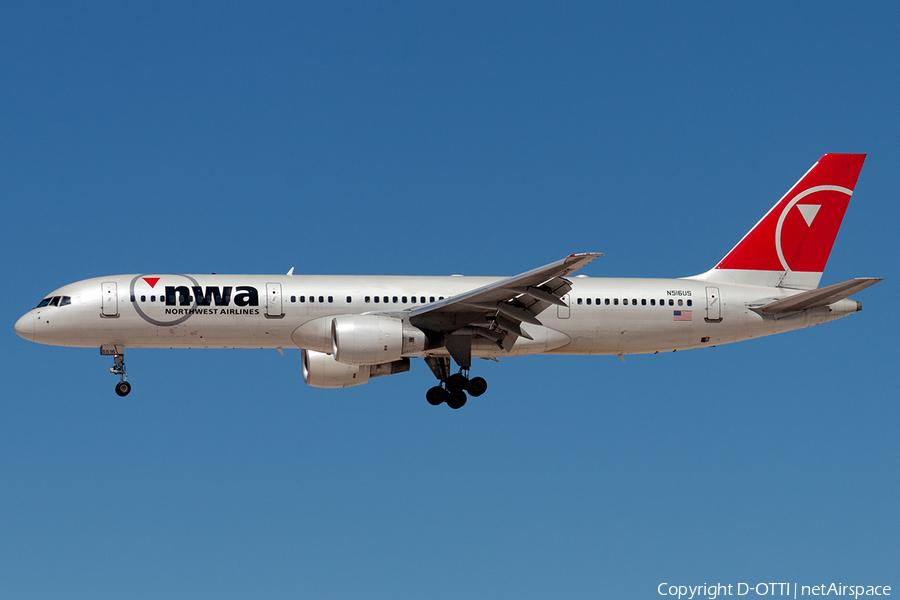Northwest Airlines Boeing 757-251 (N516US) | Photo 180534