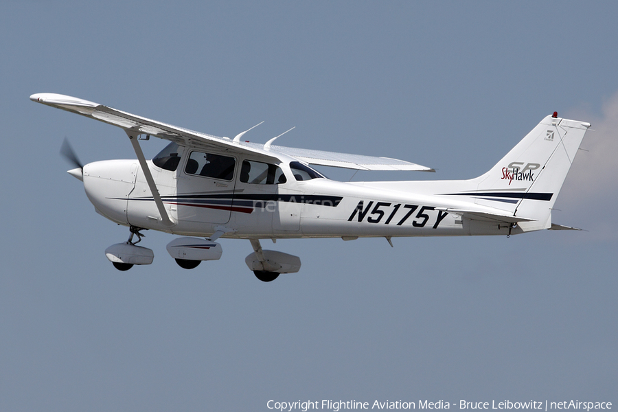 (Private) Cessna 172S Skyhawk SP (N5175Y) | Photo 157328