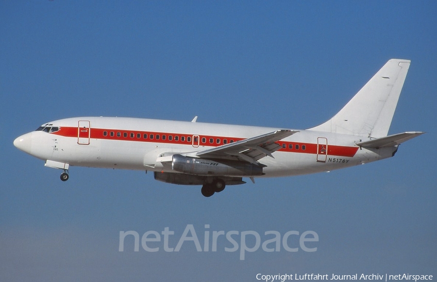 EG & G (Janet) Boeing CT-43A-BN / 737-253(Adv) (N5176Y) | Photo 399881