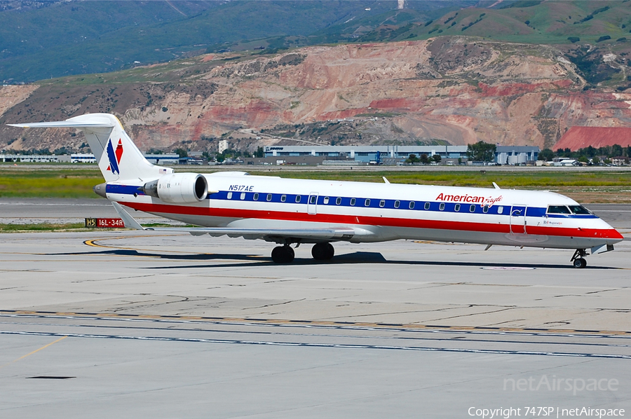 American Eagle Bombardier CRJ-701ER (N517AE) | Photo 38335