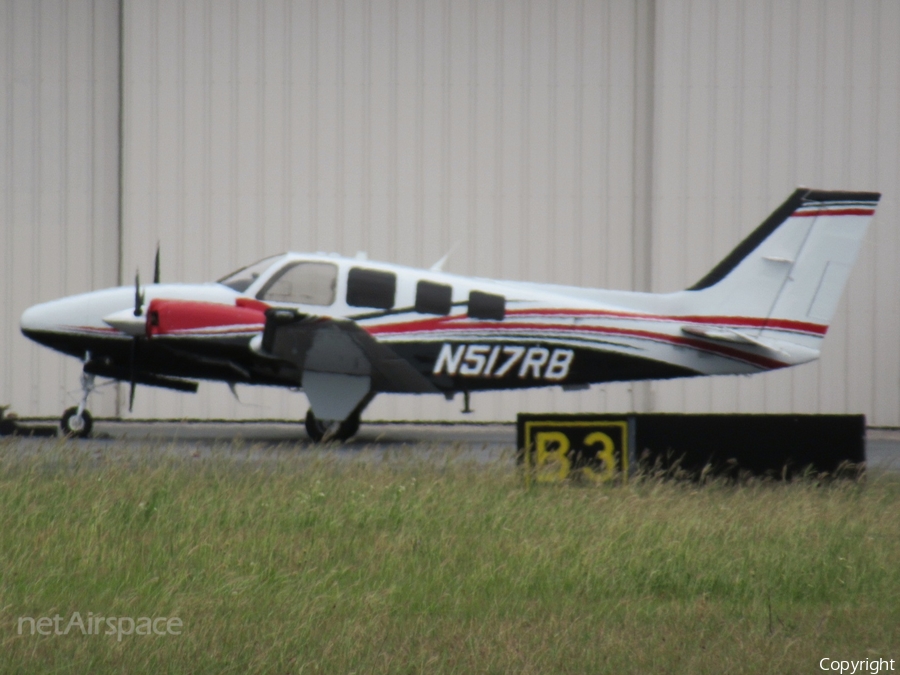 (Private) Beech G58 Baron (N517RB) | Photo 378441