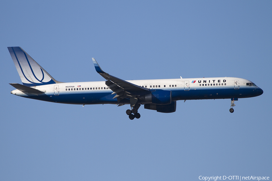 United Airlines Boeing 757-222 (N517UA) | Photo 386724