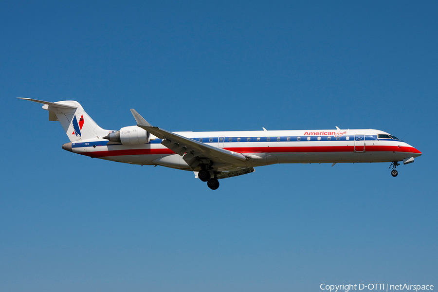 American Eagle Bombardier CRJ-701ER (N518AE) | Photo 386193